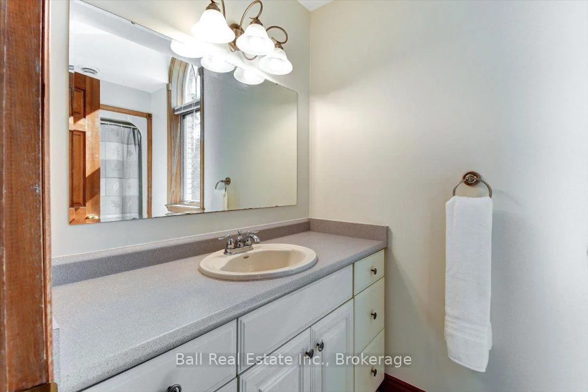 Photo 52 of 19 Castle Harbour Drive E, Scugog, Port Perry — HOMEH