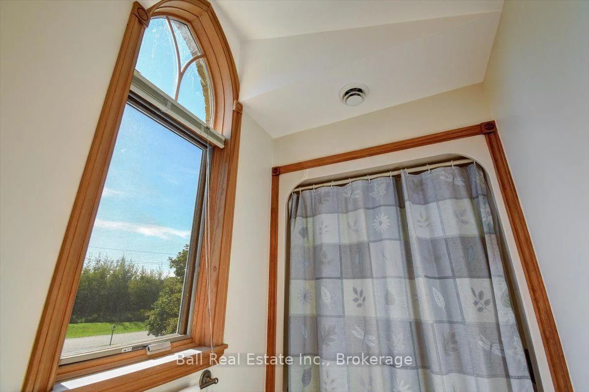 Photo 56 of 19 Castle Harbour Drive E, Scugog, Port Perry — HOMEH
