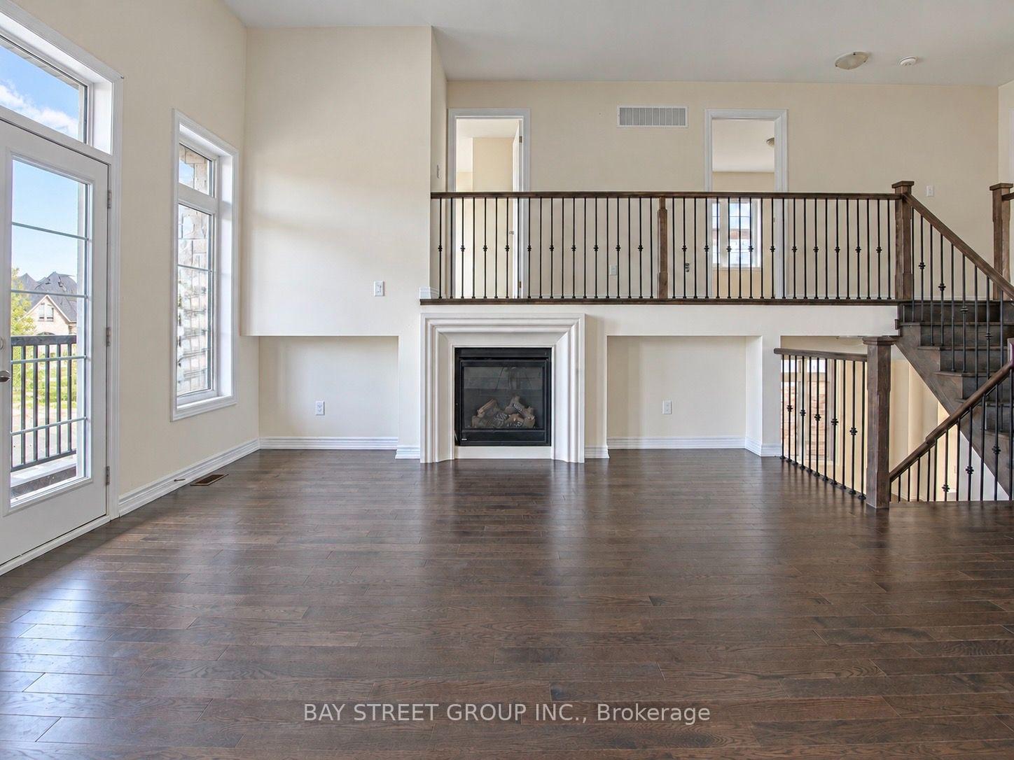 Photo 17 of 22 John Smith Street, East Gwillimbury, Holland Landing — HOMEH