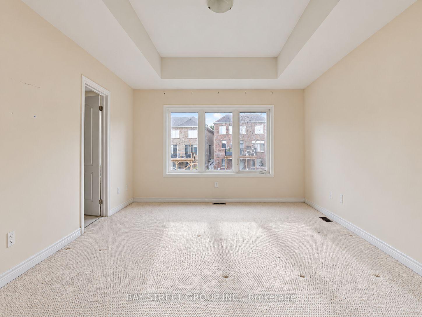 Photo 19 of 22 John Smith Street, East Gwillimbury, Holland Landing — HOMEH