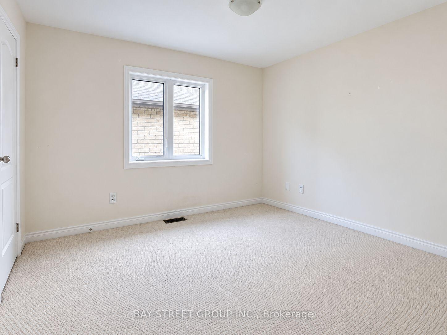 Photo 28 of 22 John Smith Street, East Gwillimbury, Holland Landing — HOMEH