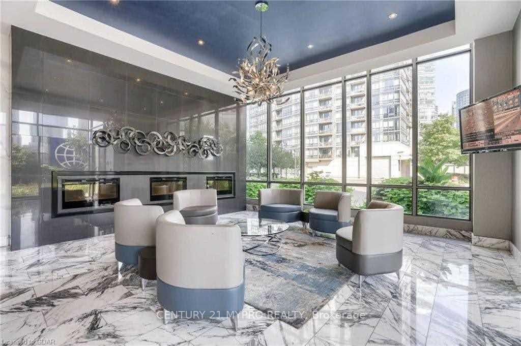 Photo 3 of Unit 3608, 5 Mariner Terrace, Toronto, Waterfront Communities — HOMEH