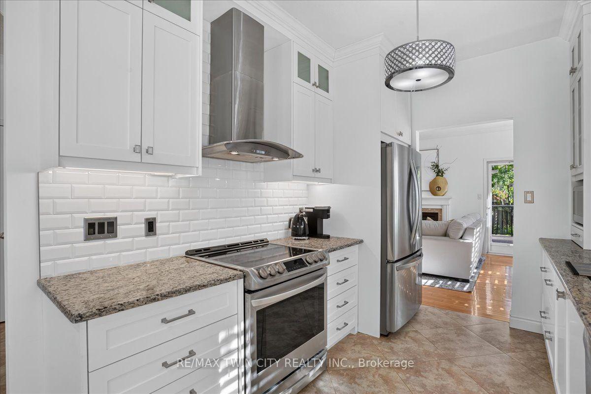 Photo 19 of 147 Reiber Court, Waterloo, Maple Hills — HOMEH