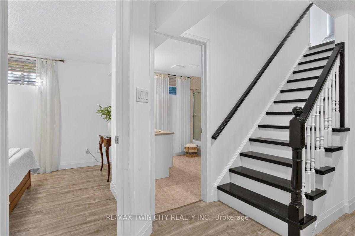 Photo 37 of 147 Reiber Court, Waterloo, Maple Hills — HOMEH