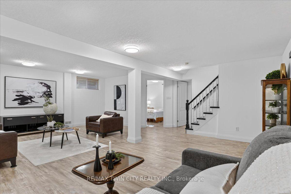 Photo 40 of 147 Reiber Court, Waterloo, Maple Hills — HOMEH