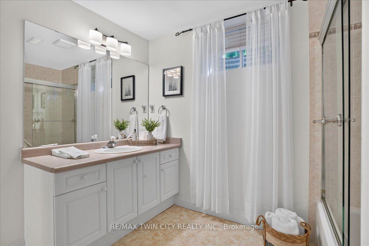 Photo 43 of 147 Reiber Court, Waterloo, Maple Hills — HOMEH