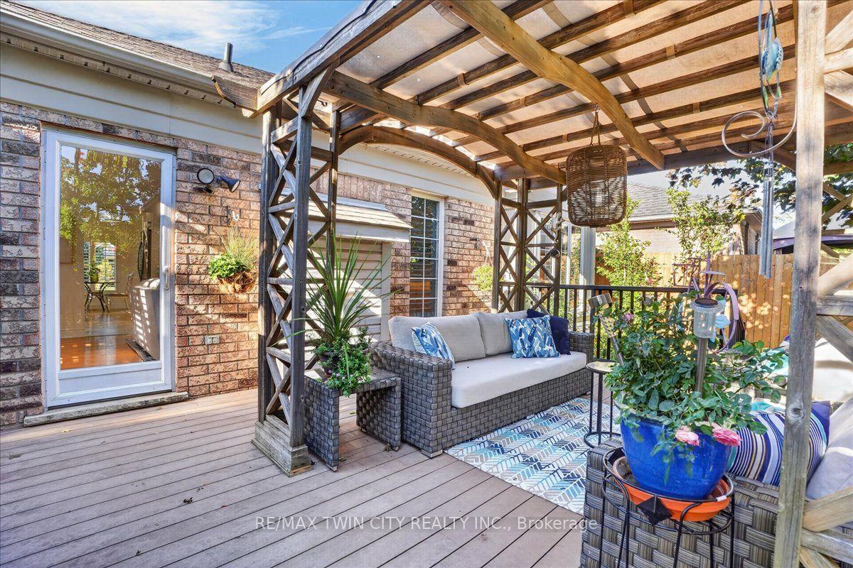 Photo 44 of 147 Reiber Court, Waterloo, Maple Hills — HOMEH