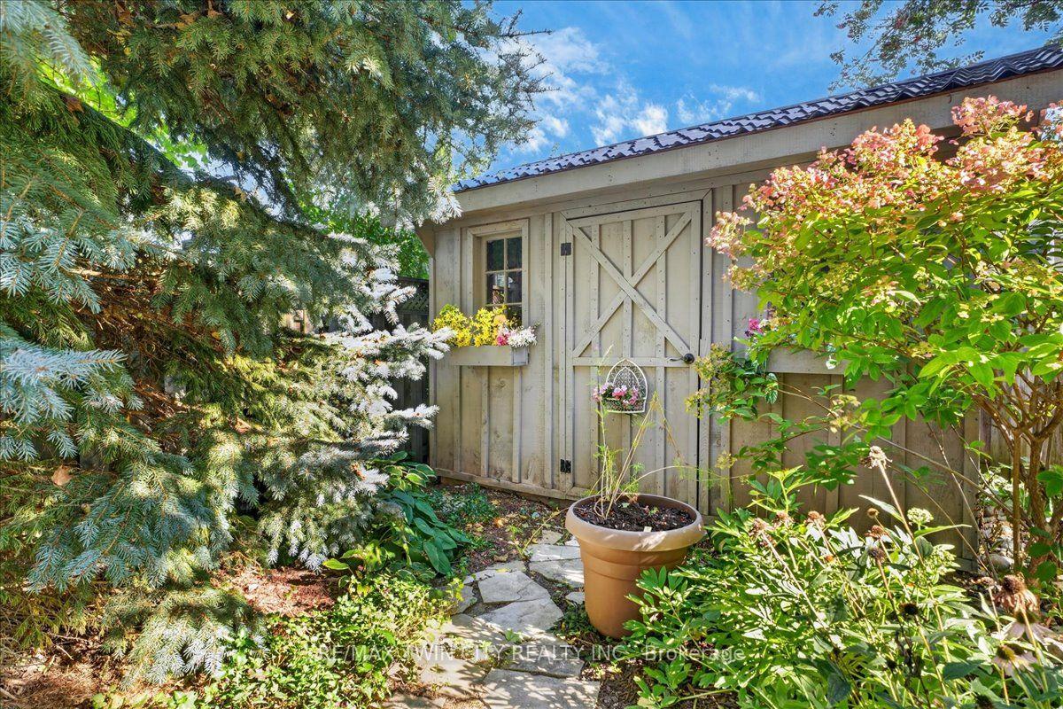 Photo 48 of 147 Reiber Court, Waterloo, Maple Hills — HOMEH