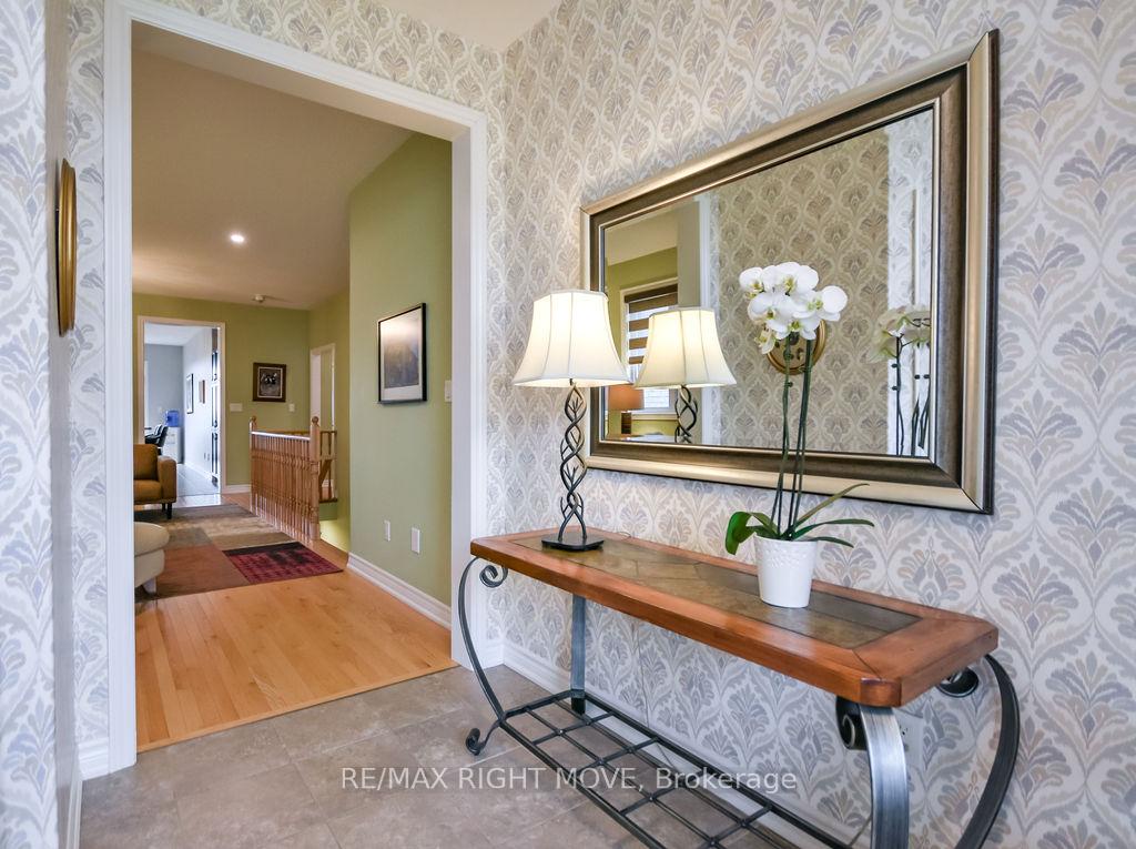 Photo 5 of 3111 Emperor Drive, Orillia — HOMEH
