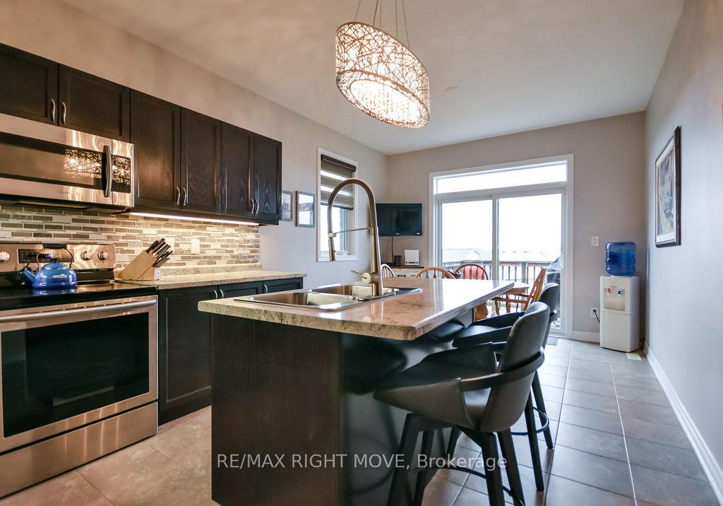 Photo 10 of 3111 Emperor Drive, Orillia — HOMEH