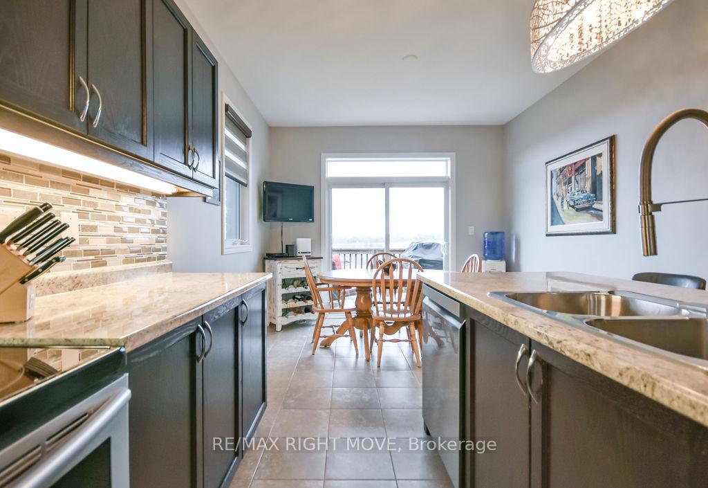 Photo 11 of 3111 Emperor Drive, Orillia — HOMEH