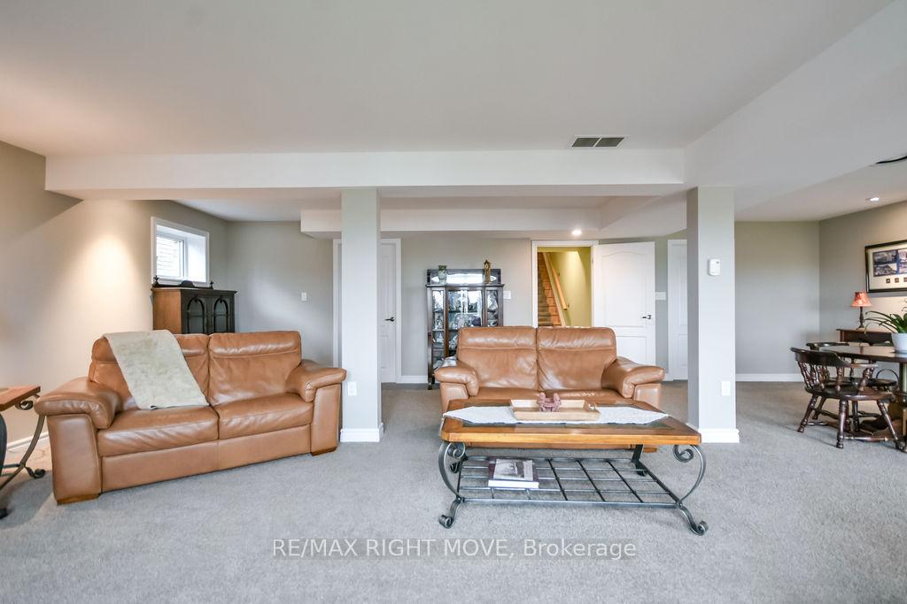 Photo 33 of 3111 Emperor Drive, Orillia — HOMEH
