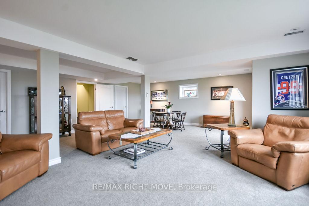 Photo 34 of 3111 Emperor Drive, Orillia — HOMEH