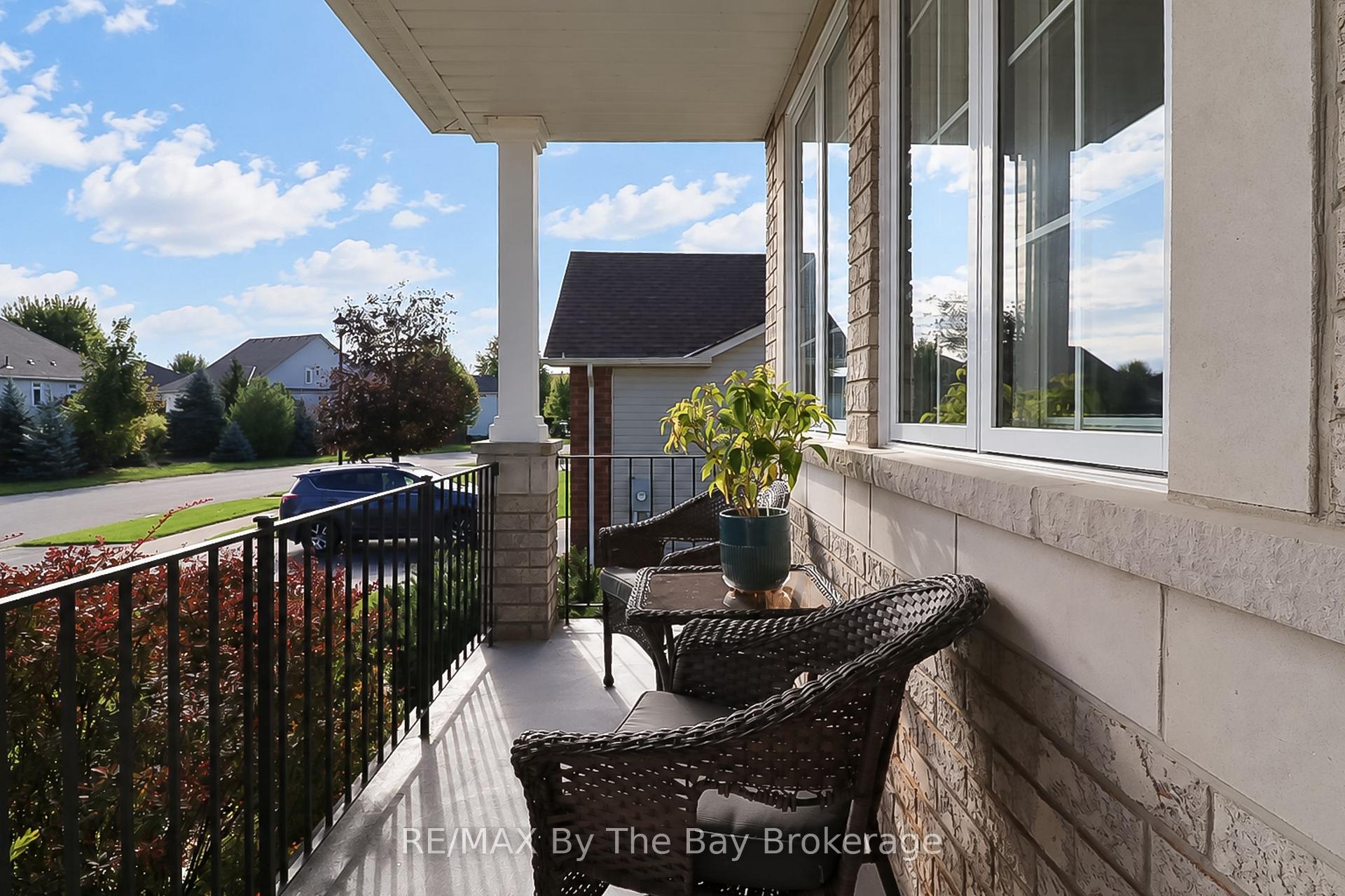 Photo 9 of 8 Middleport Drive, Wasaga Beach — HOMEH