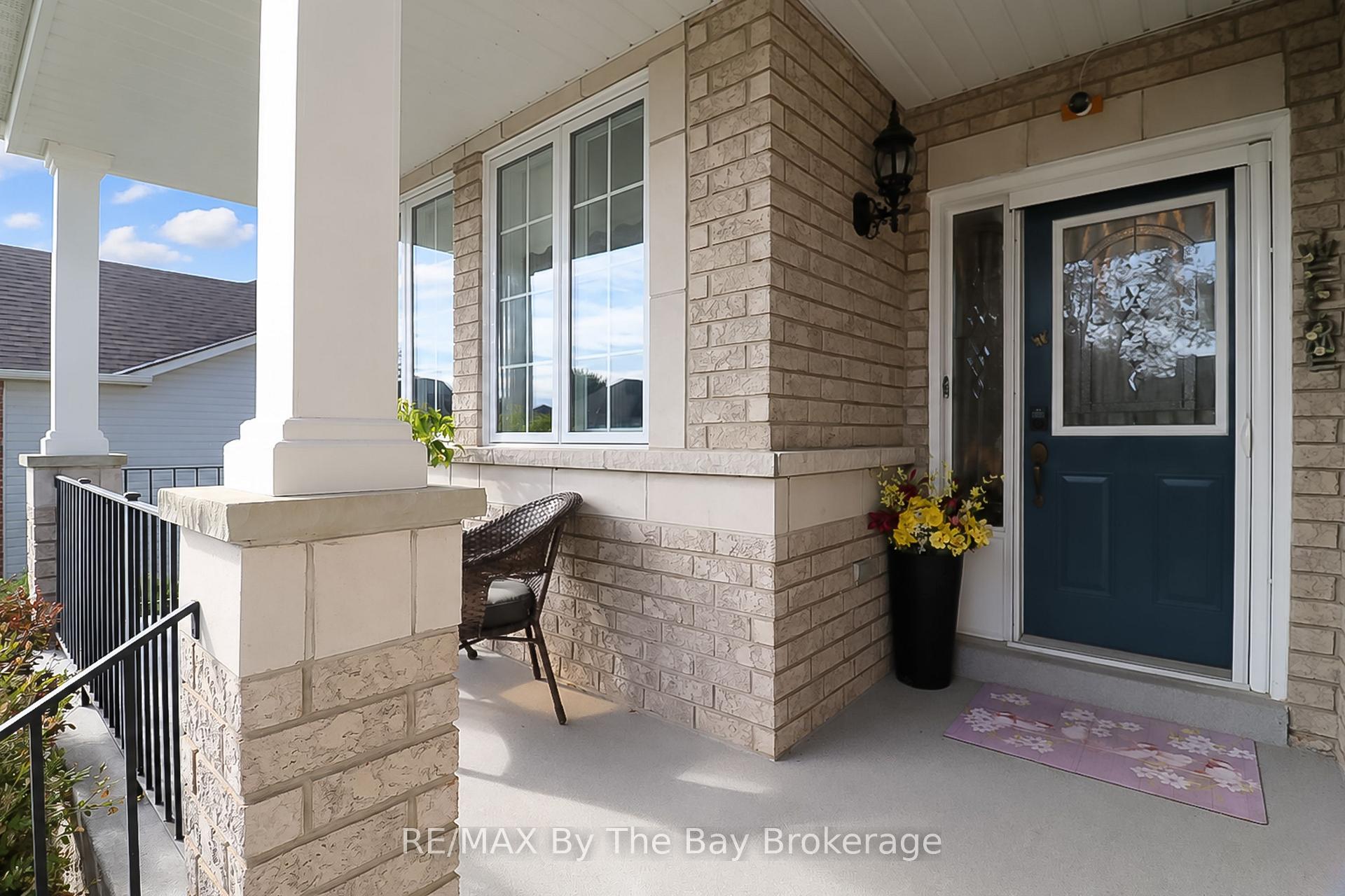 Photo 10 of 8 Middleport Drive, Wasaga Beach — HOMEH