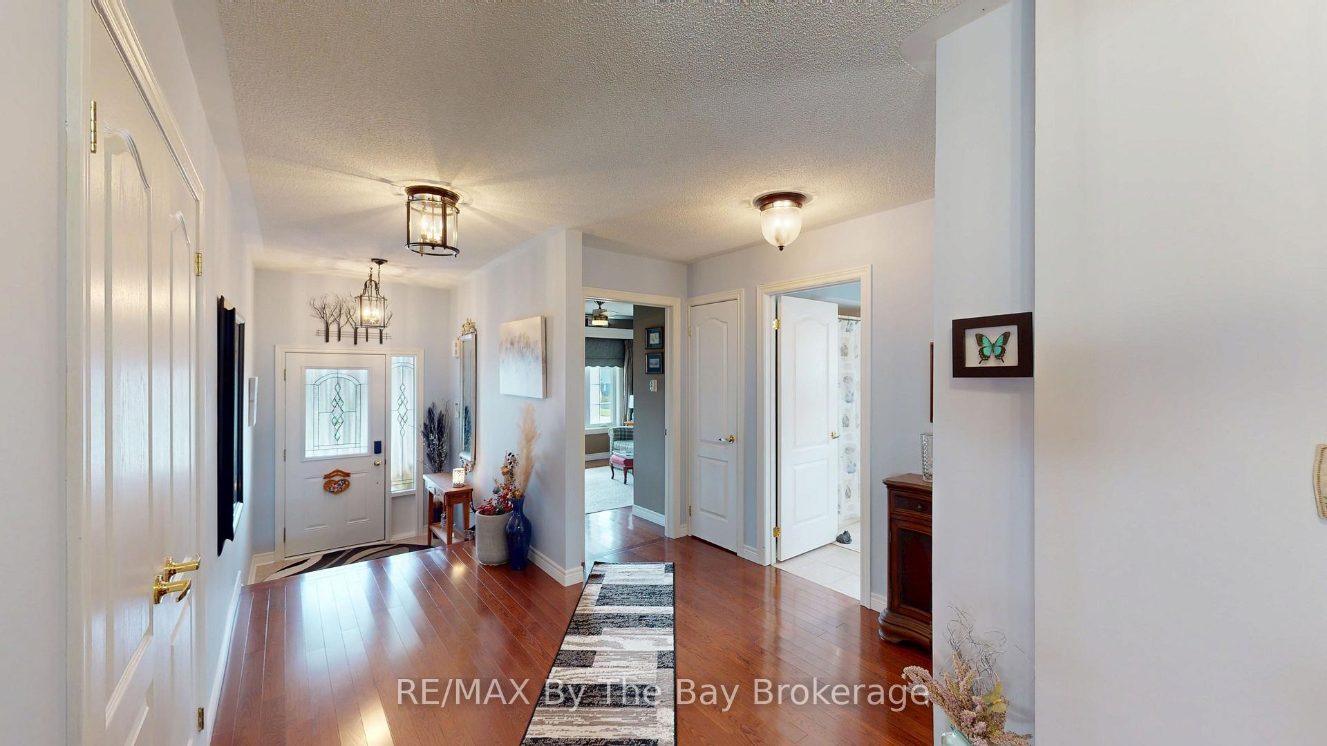 Photo 14 of 8 Middleport Drive, Wasaga Beach — HOMEH