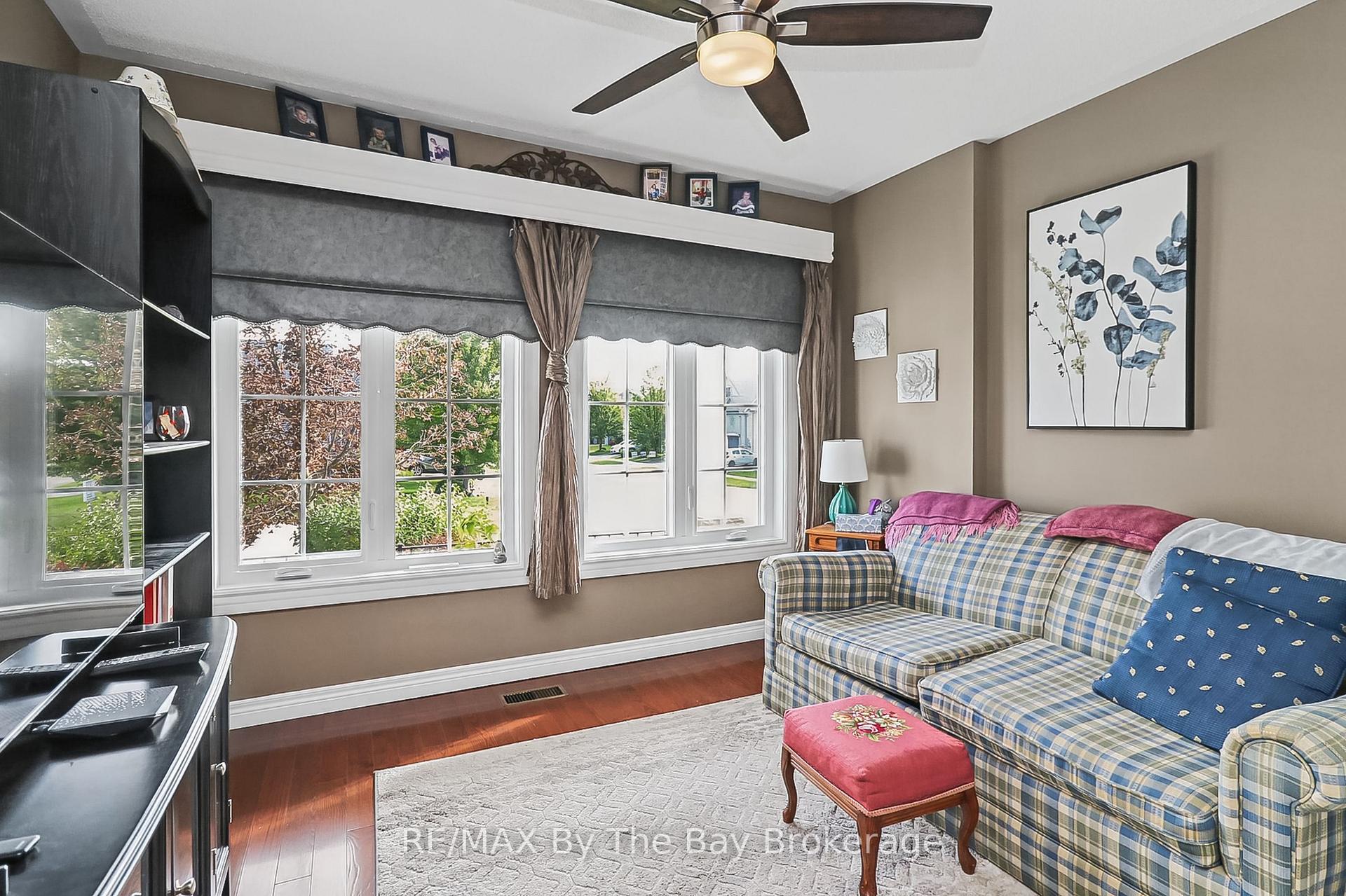 Photo 15 of 8 Middleport Drive, Wasaga Beach — HOMEH