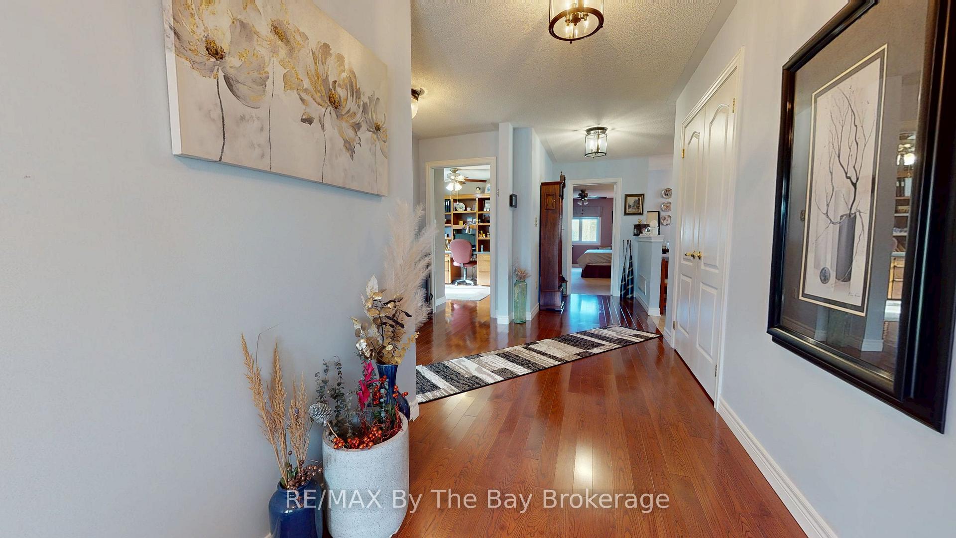 Photo 16 of 8 Middleport Drive, Wasaga Beach — HOMEH