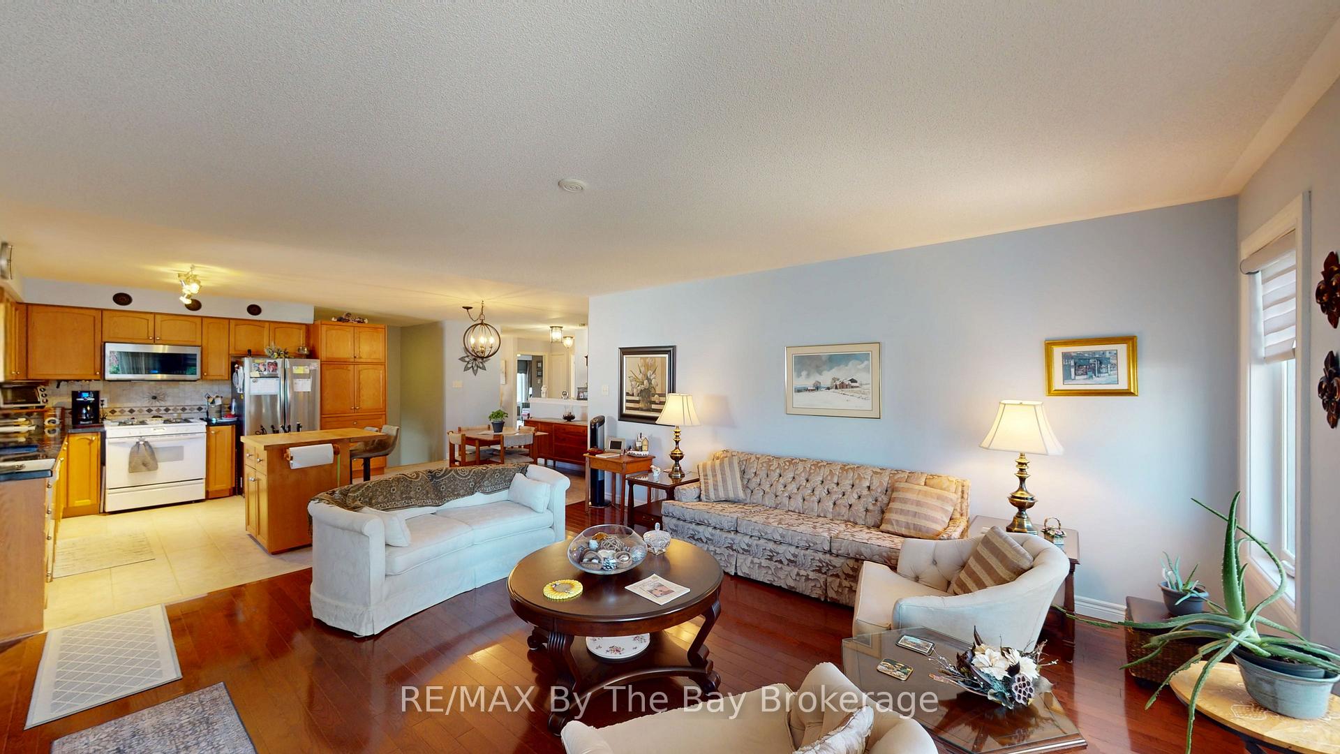 Photo 26 of 8 Middleport Drive, Wasaga Beach — HOMEH