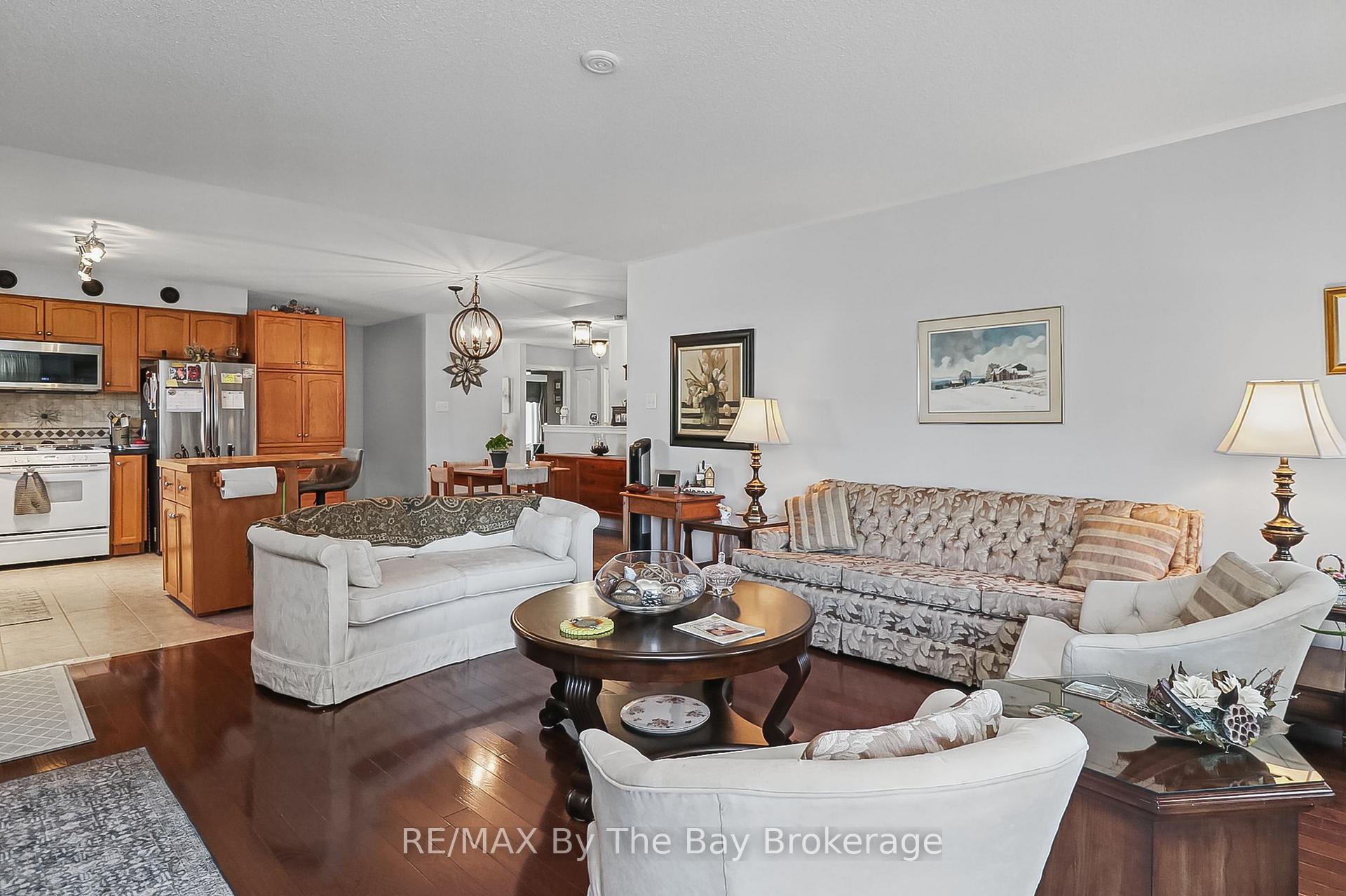 Photo 34 of 8 Middleport Drive, Wasaga Beach — HOMEH
