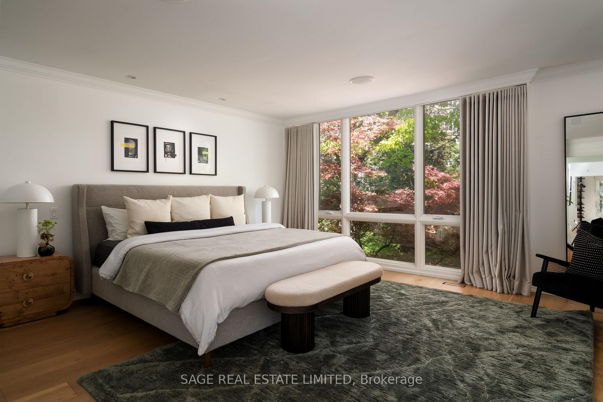 Photo 4 of 20 Connable Drive, Toronto, Casa Loma — HOMEH