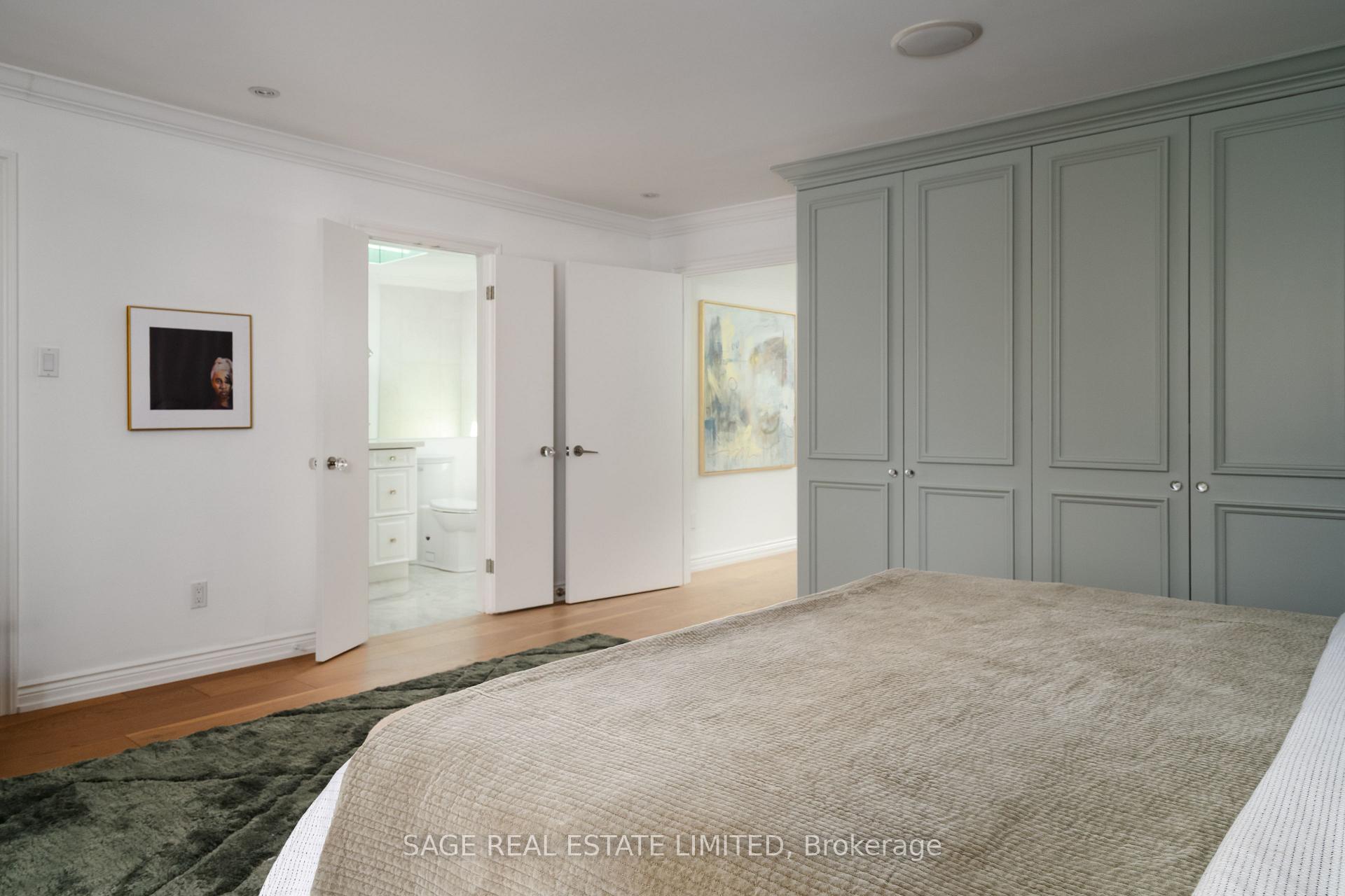 Photo 21 of 20 Connable Drive, Toronto, Casa Loma — HOMEH