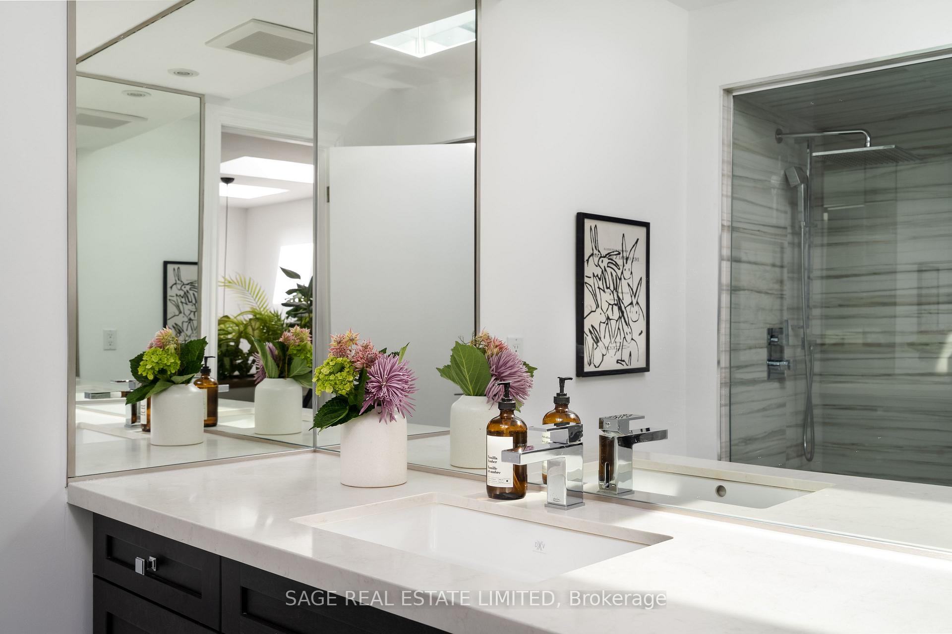 Photo 27 of 20 Connable Drive, Toronto, Casa Loma — HOMEH