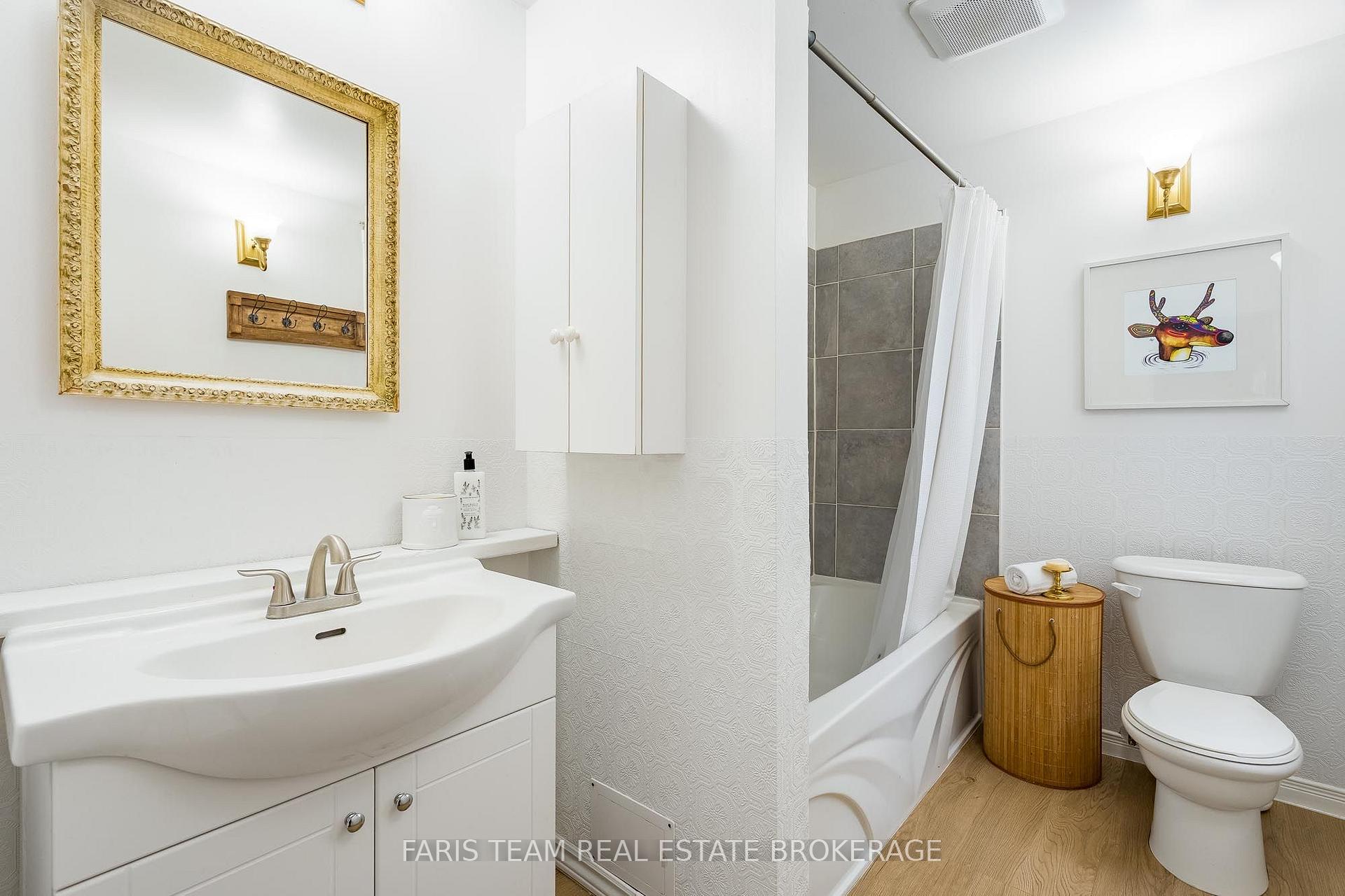 Photo 11 of 344 First Street, Midland — HOMEH