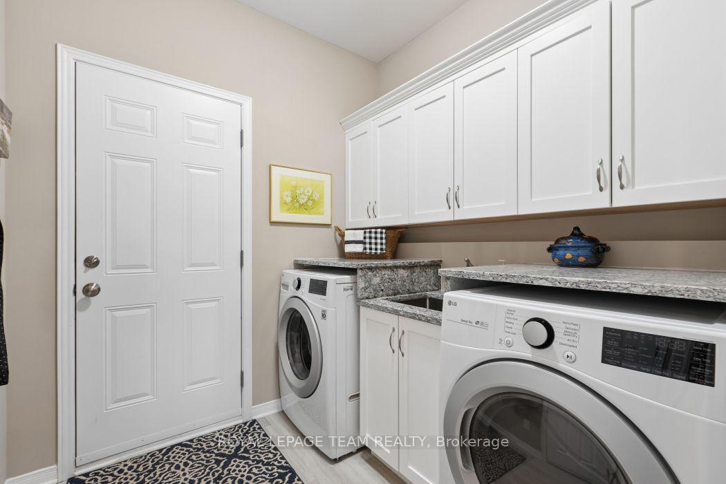 Photo 12 of 253 Edey Street, Arnprior, Arnprior — HOMEH