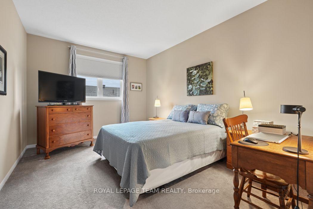 Photo 15 of 253 Edey Street, Arnprior, Arnprior — HOMEH