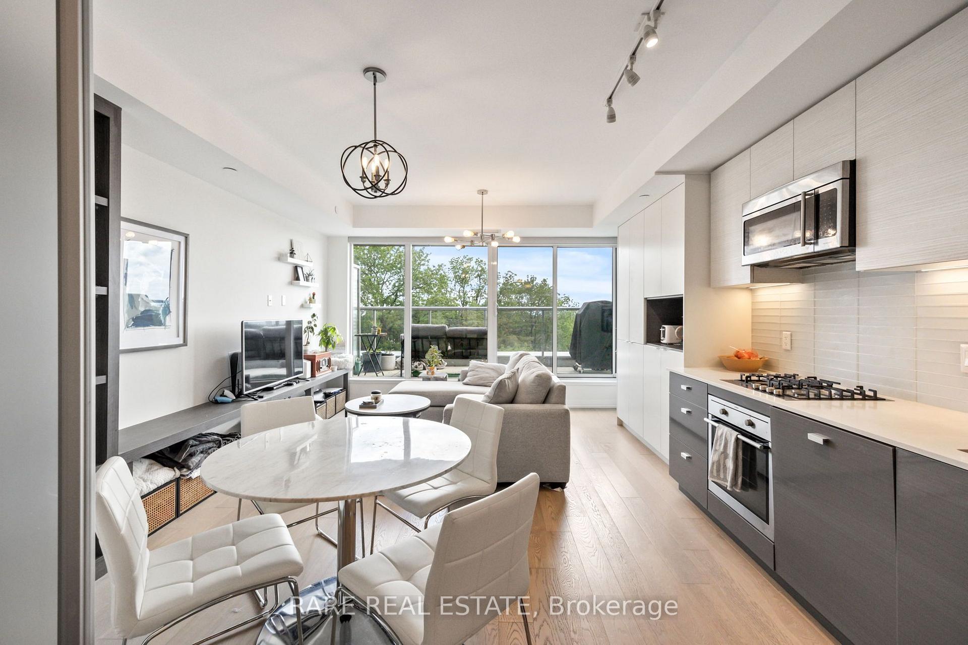 Photo 8 of Unit 514, 835 St Clair Avenue W, Toronto, Wychwood — HOMEH