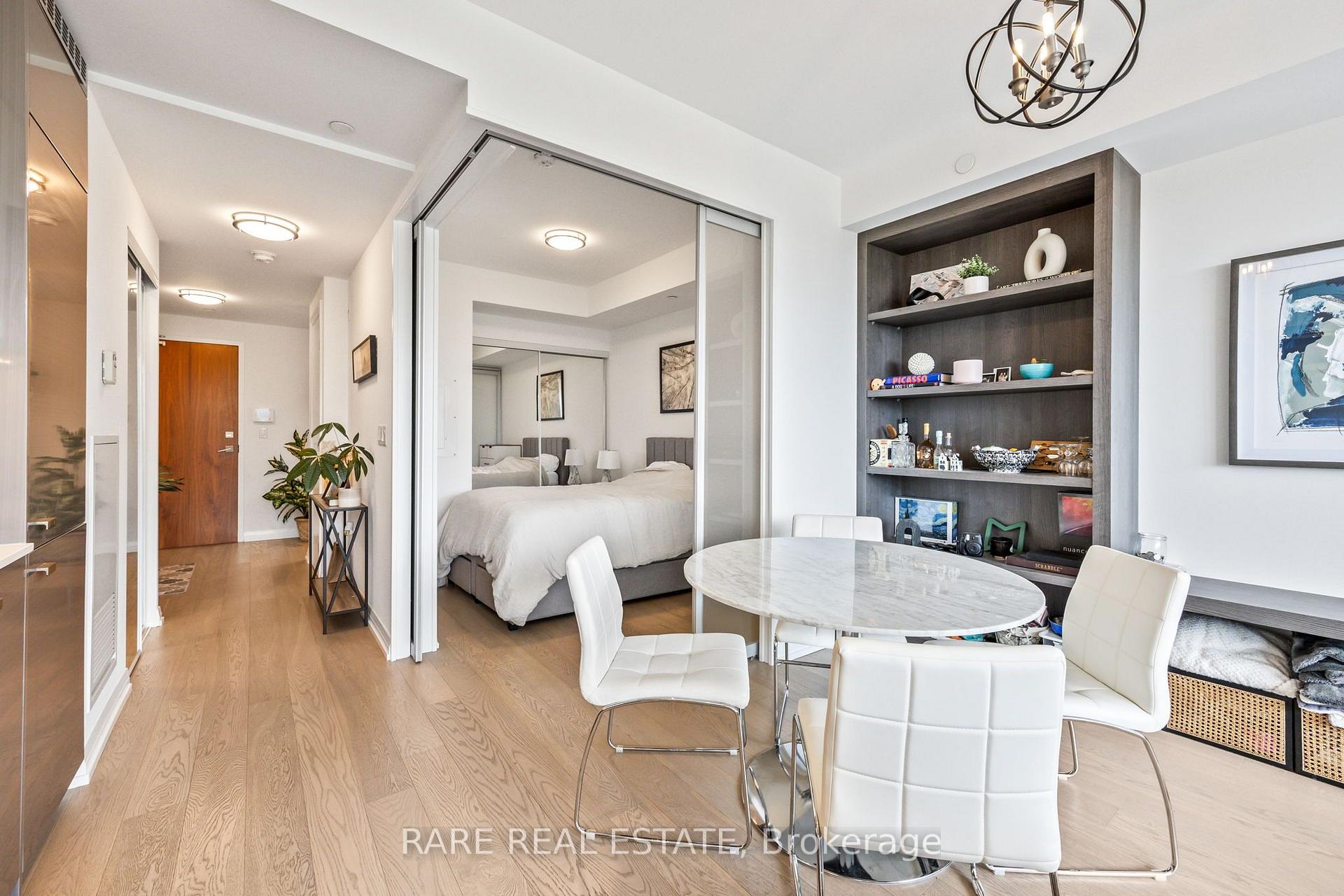Photo 11 of Unit 514, 835 St Clair Avenue W, Toronto, Wychwood — HOMEH