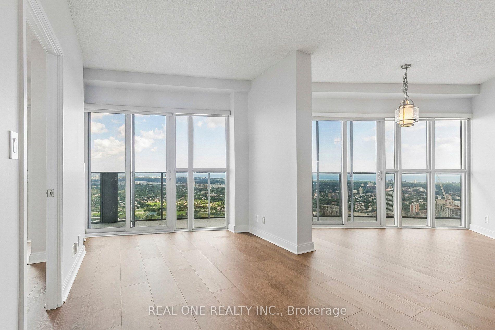 Photo of Unit 5301, 60 Absolute Avenue