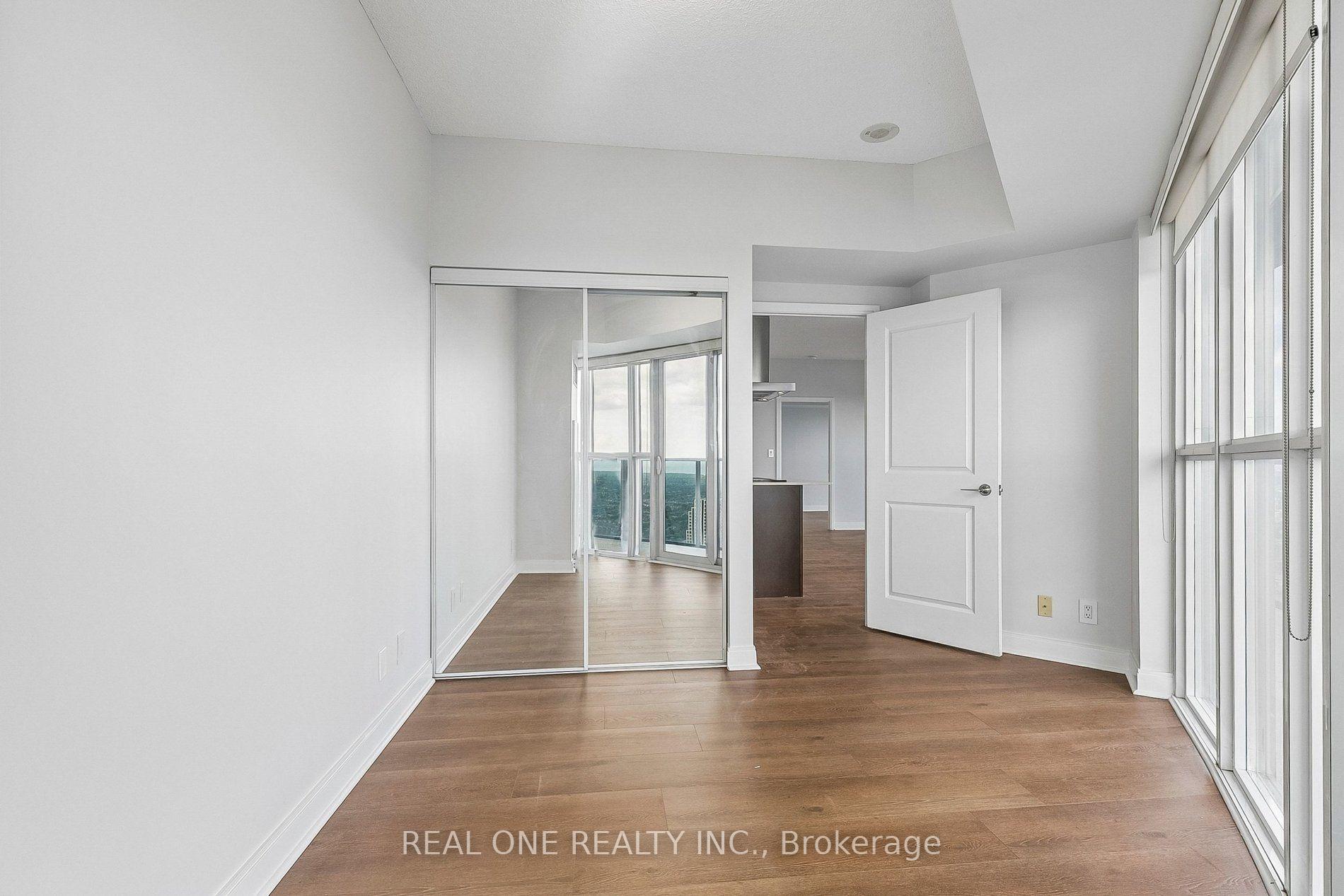 Photo 9 of Unit 5301, 60 Absolute Avenue, Mississauga, City Centre — HOMEH