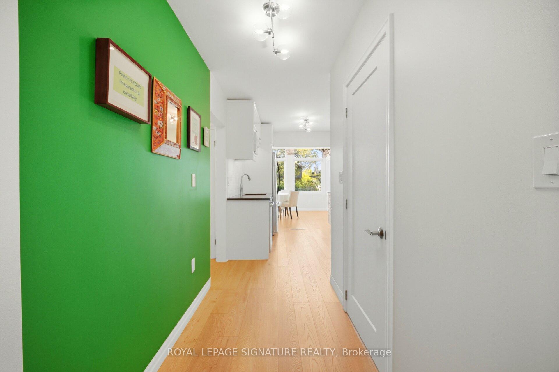 Photo 3 of 18 Erlesmere Avenue, Brampton, Brampton East — HOMEH