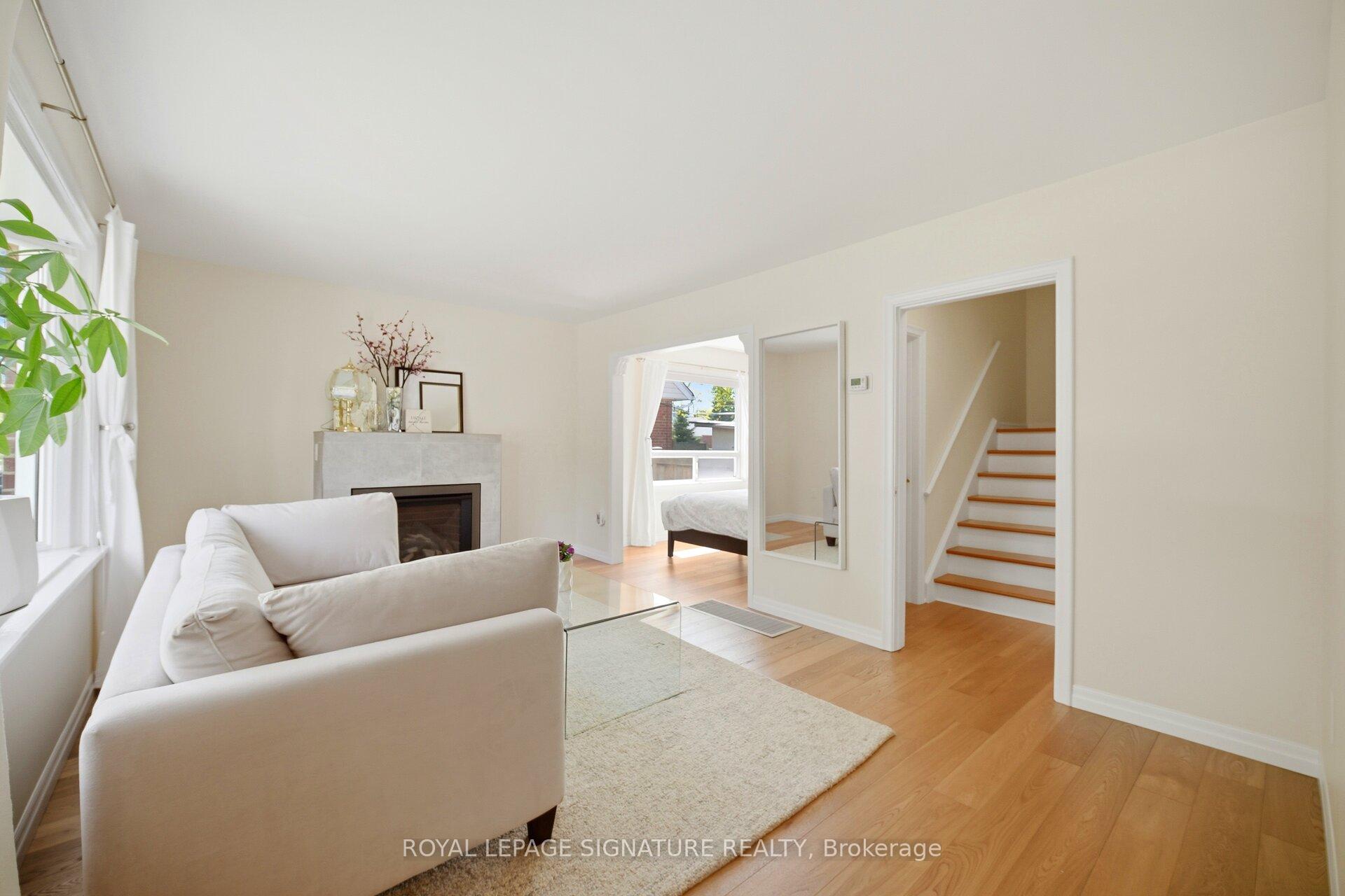 Photo 9 of 18 Erlesmere Avenue, Brampton, Brampton East — HOMEH