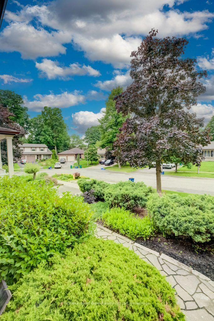 Photo 37 of 66 Georgian Crescent, Kitchener, Grand River North — HOMEH