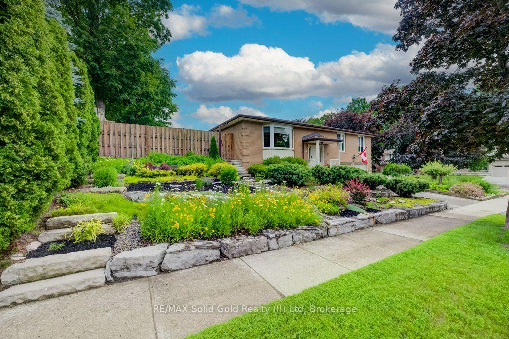 Photo 38 of 66 Georgian Crescent, Kitchener, Grand River North — HOMEH