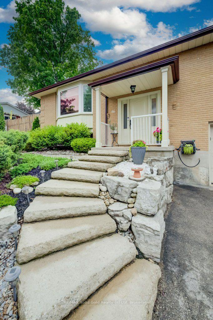 Photo 42 of 66 Georgian Crescent, Kitchener, Grand River North — HOMEH