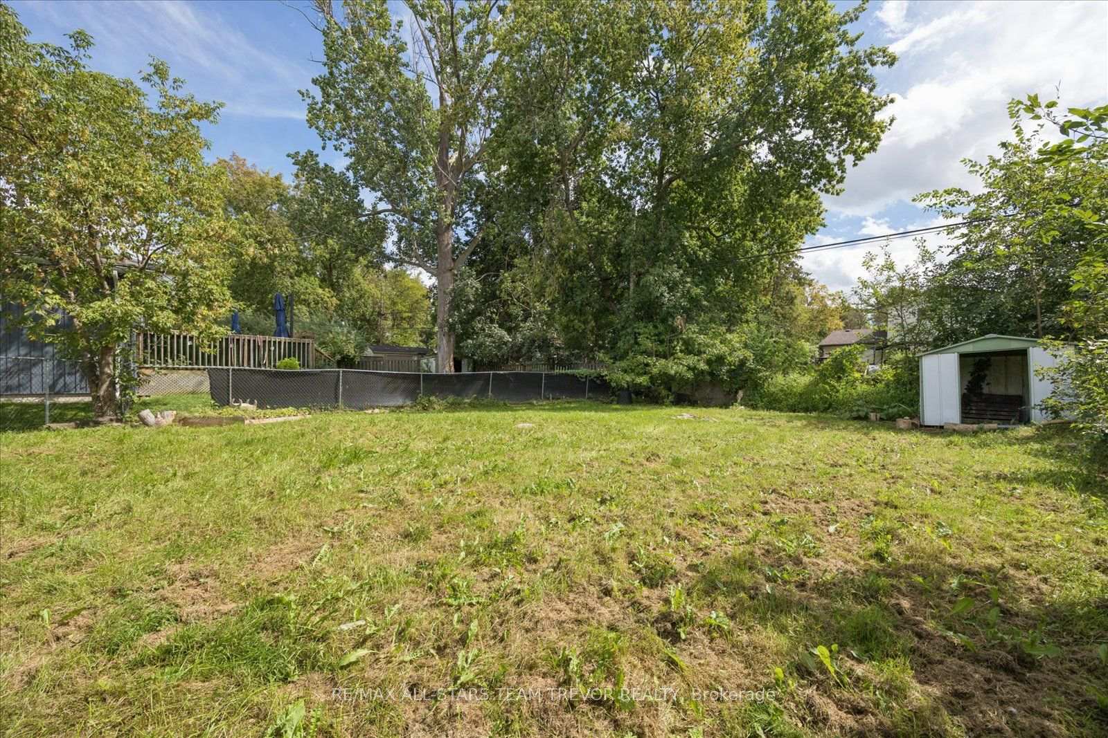 Photo 6 of 247 Parkway Avenue, Georgina, Keswick South — HOMEH