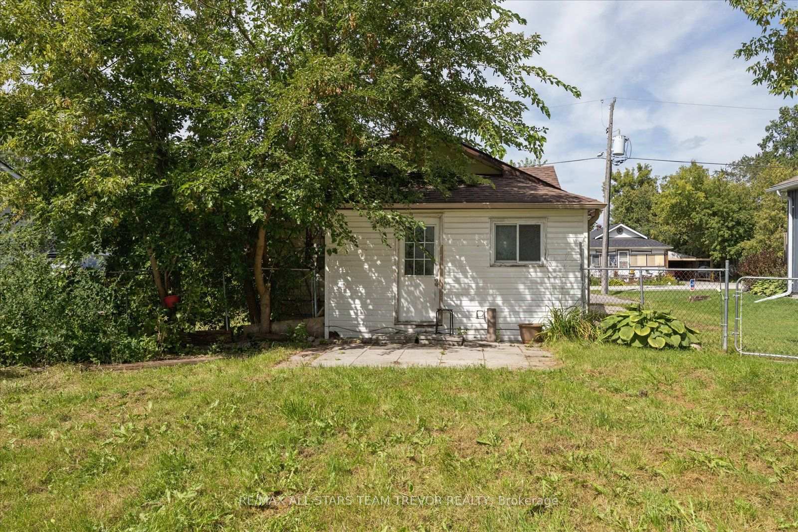 Photo 9 of 247 Parkway Avenue, Georgina, Keswick South — HOMEH