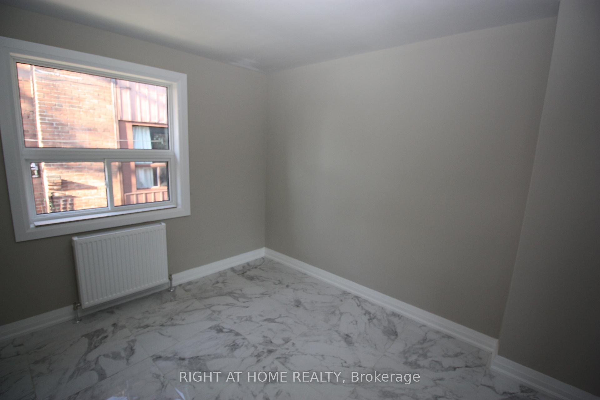 Photo 3 of Unit 4, 2 Glen Gordon Road, Toronto, High Park North — HOMEH
