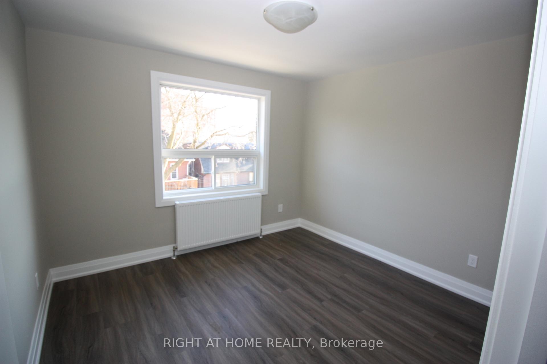 Photo 6 of Unit 4, 2 Glen Gordon Road, Toronto, High Park North — HOMEH