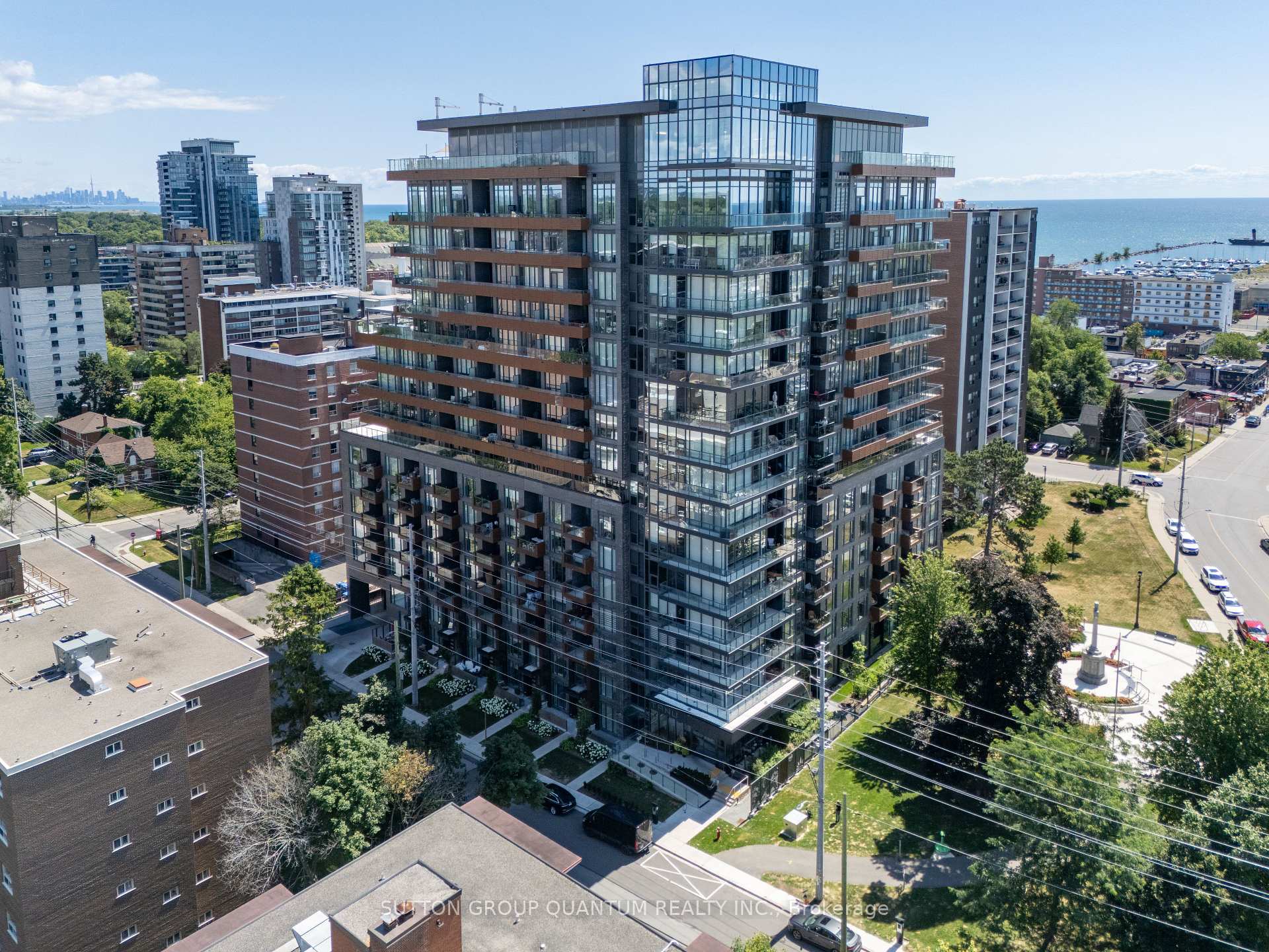 Photo of Unit 1009, 21 Park Street E