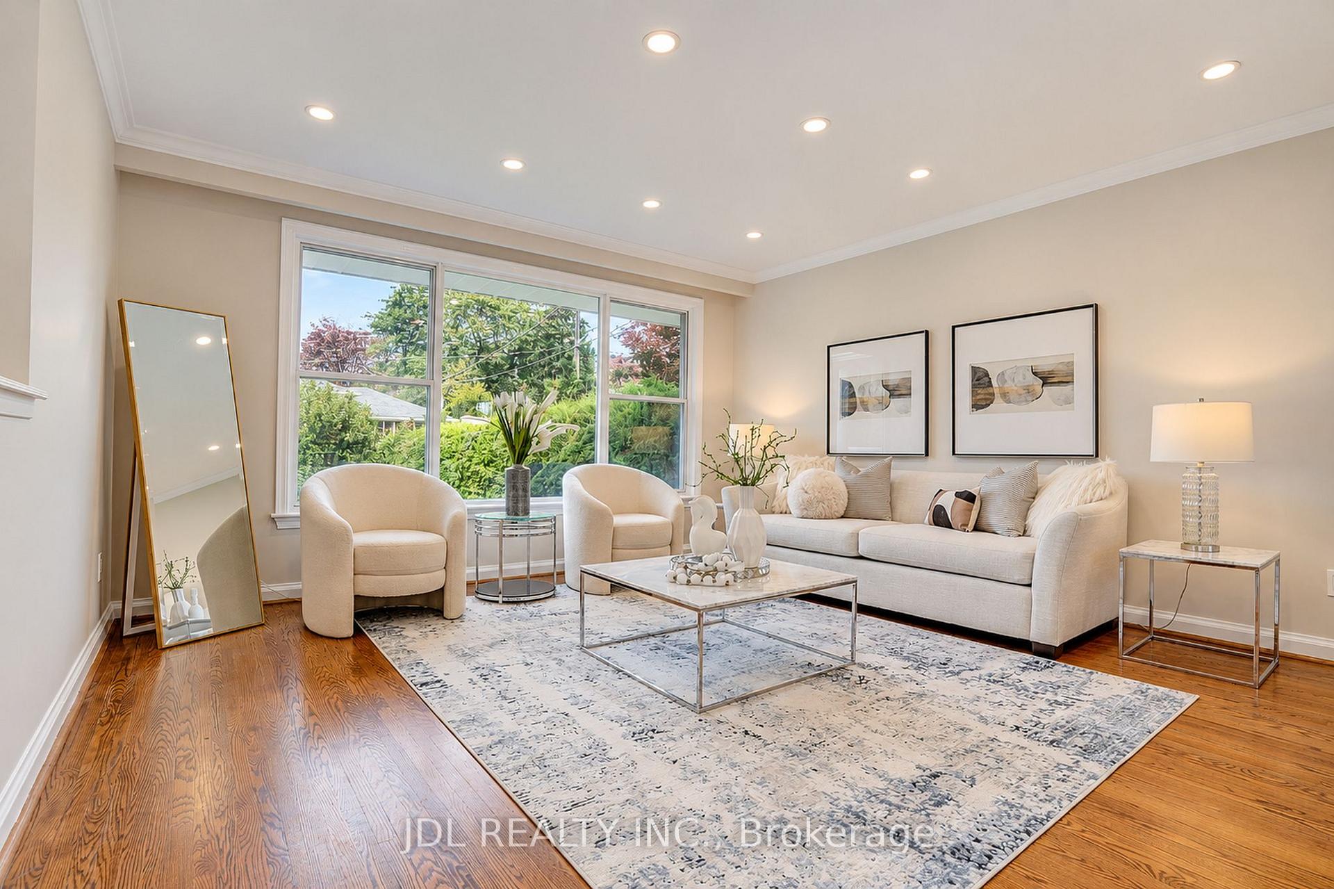Photo 6 of 19 Sweeney Drive, North York, Victoria Village — HOMEH