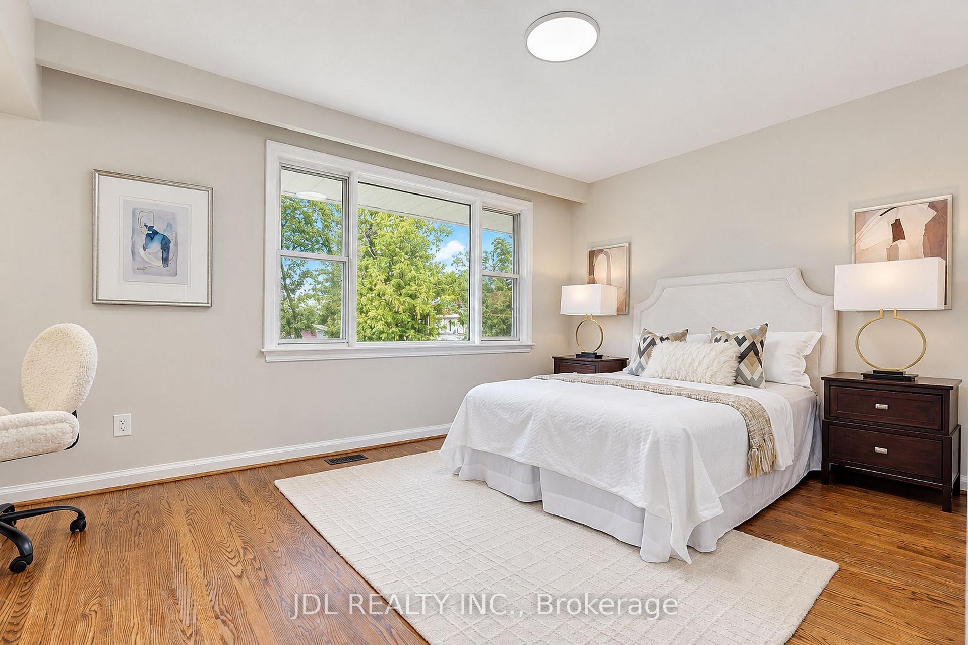 Photo 22 of 19 Sweeney Drive, North York, Victoria Village — HOMEH