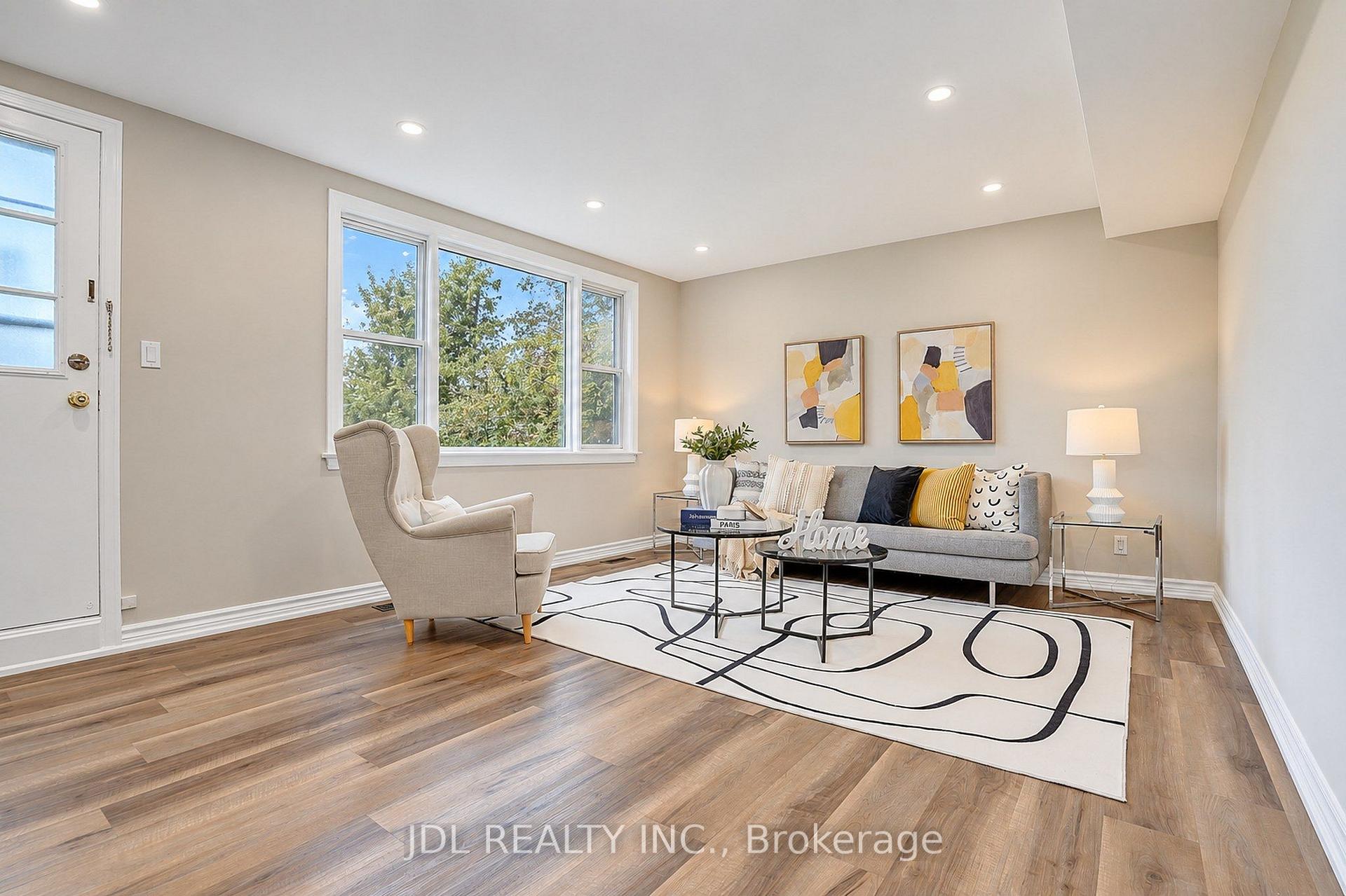 Photo 30 of 19 Sweeney Drive, North York, Victoria Village — HOMEH
