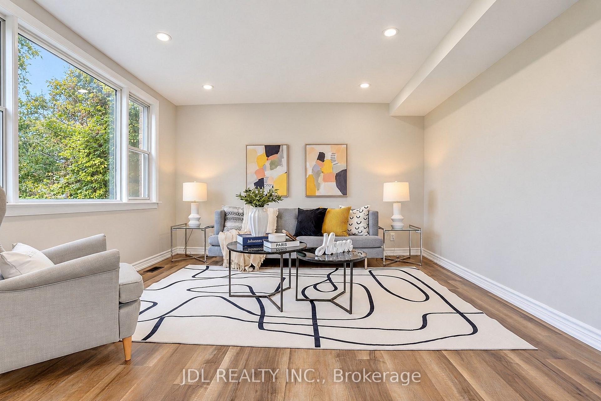 Photo 31 of 19 Sweeney Drive, North York, Victoria Village — HOMEH