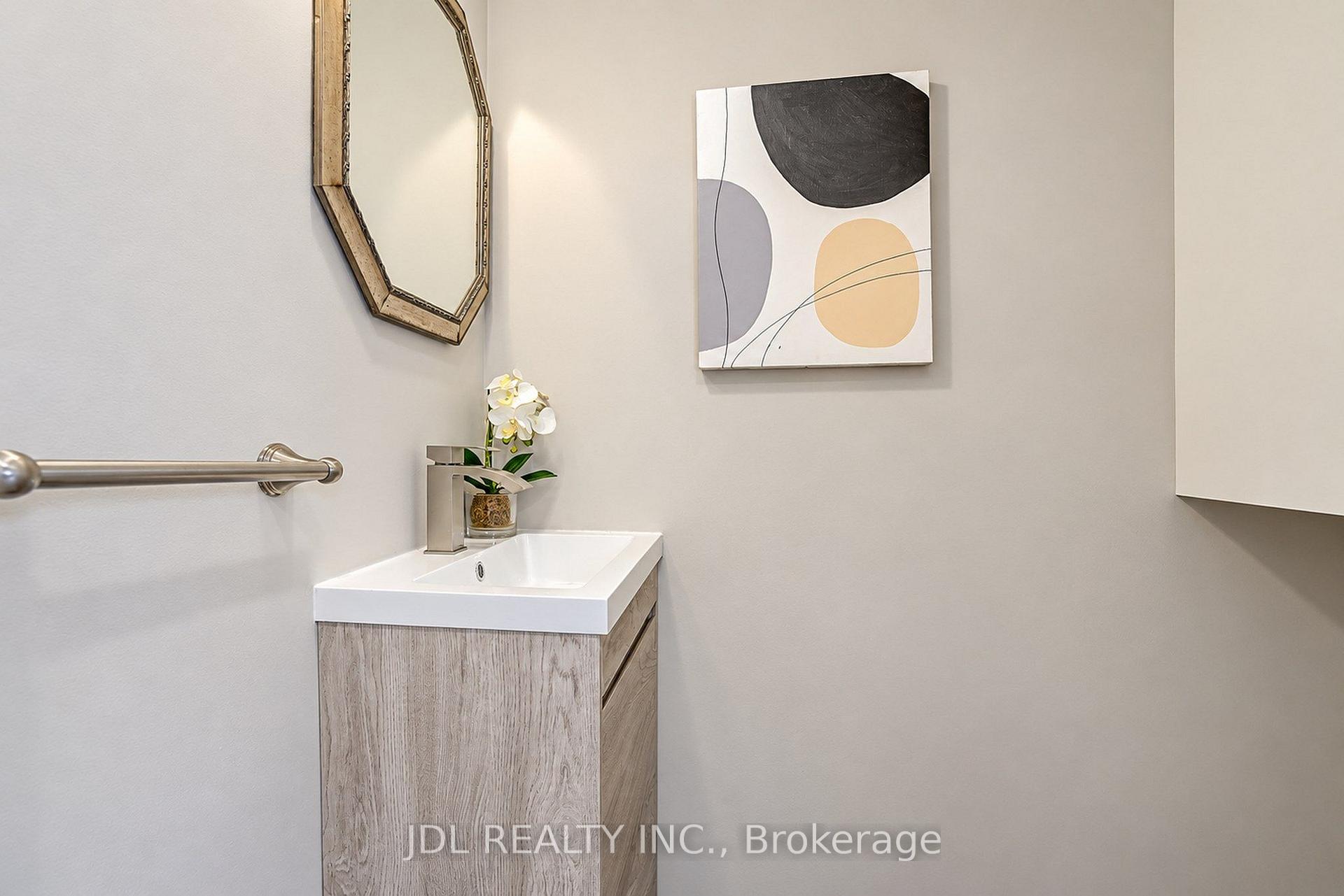 Photo 33 of 19 Sweeney Drive, North York, Victoria Village — HOMEH