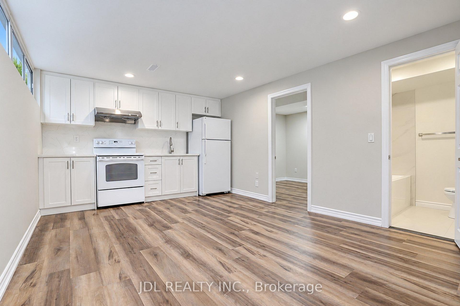 Photo 35 of 19 Sweeney Drive, North York, Victoria Village — HOMEH